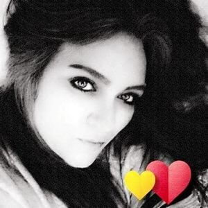 Meet your Posher, Charlie stephanie